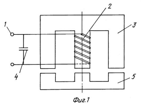 принципиальная схема электромагнитного пускателя с Ш-образным сердечником и снабженного заявленным усилителем магнитного потока